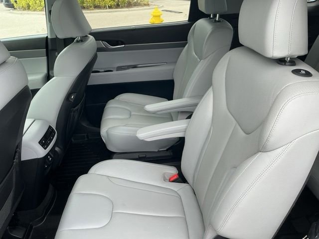 Used 2021 Silver Hyundai SEL image 22