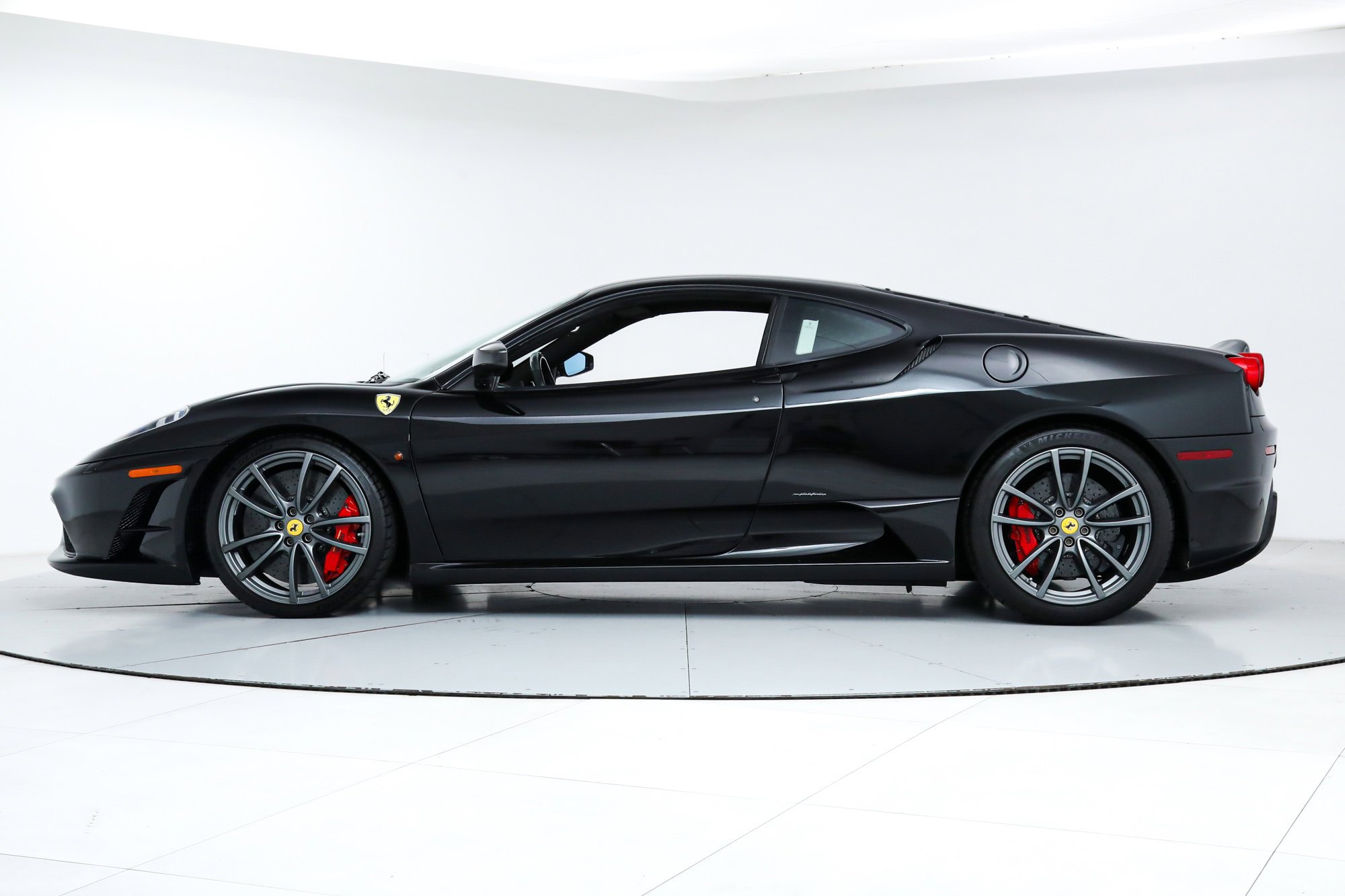 Used 2008 Black Ferrari  image 4