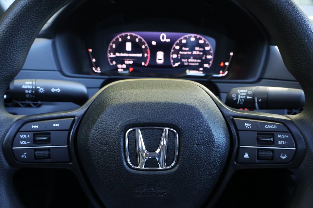 2025 Honda Accord SE - Photo 28