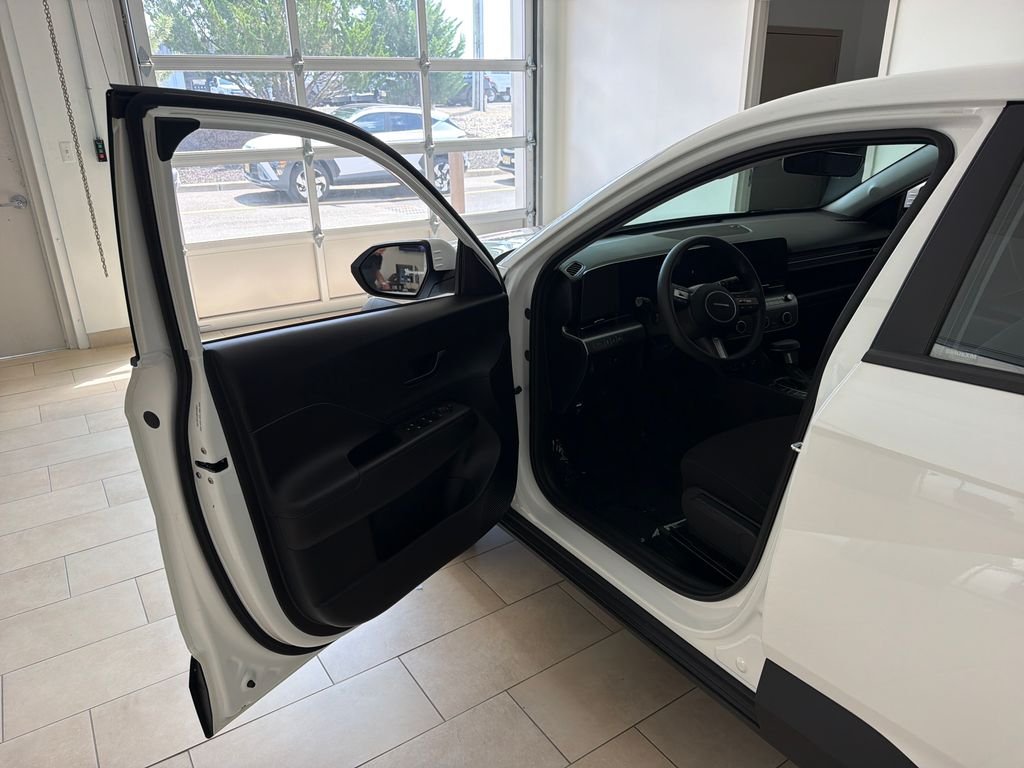 Used 2026 White Hyundai SE image 9