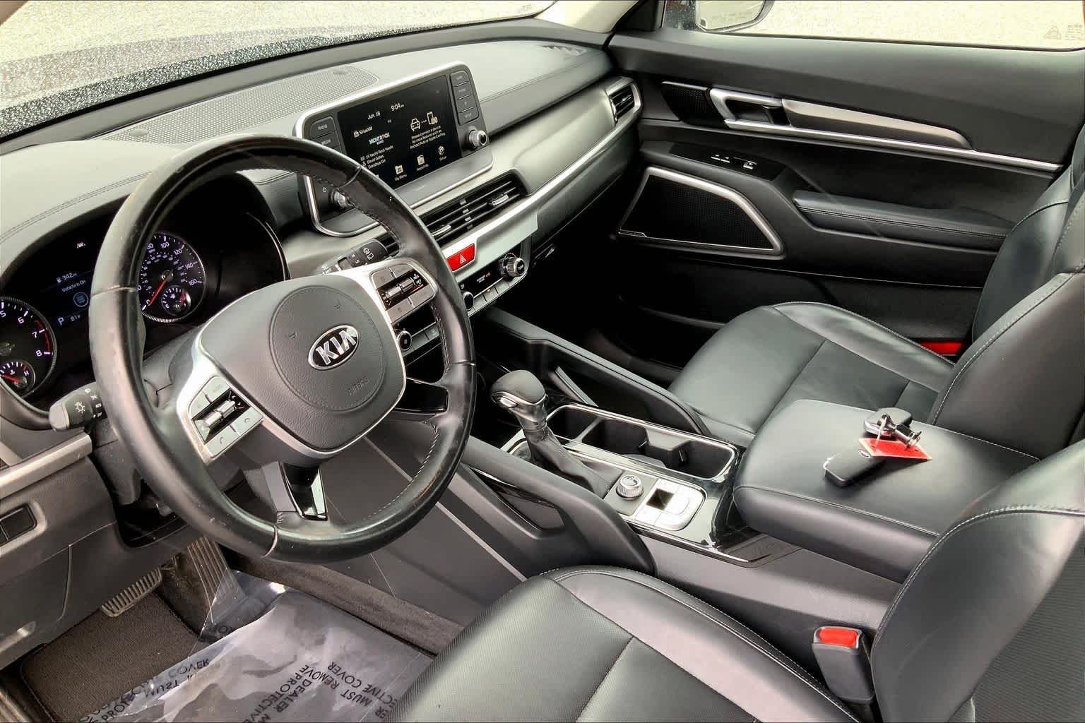 Used 2020 Sangria Kia LX image 15