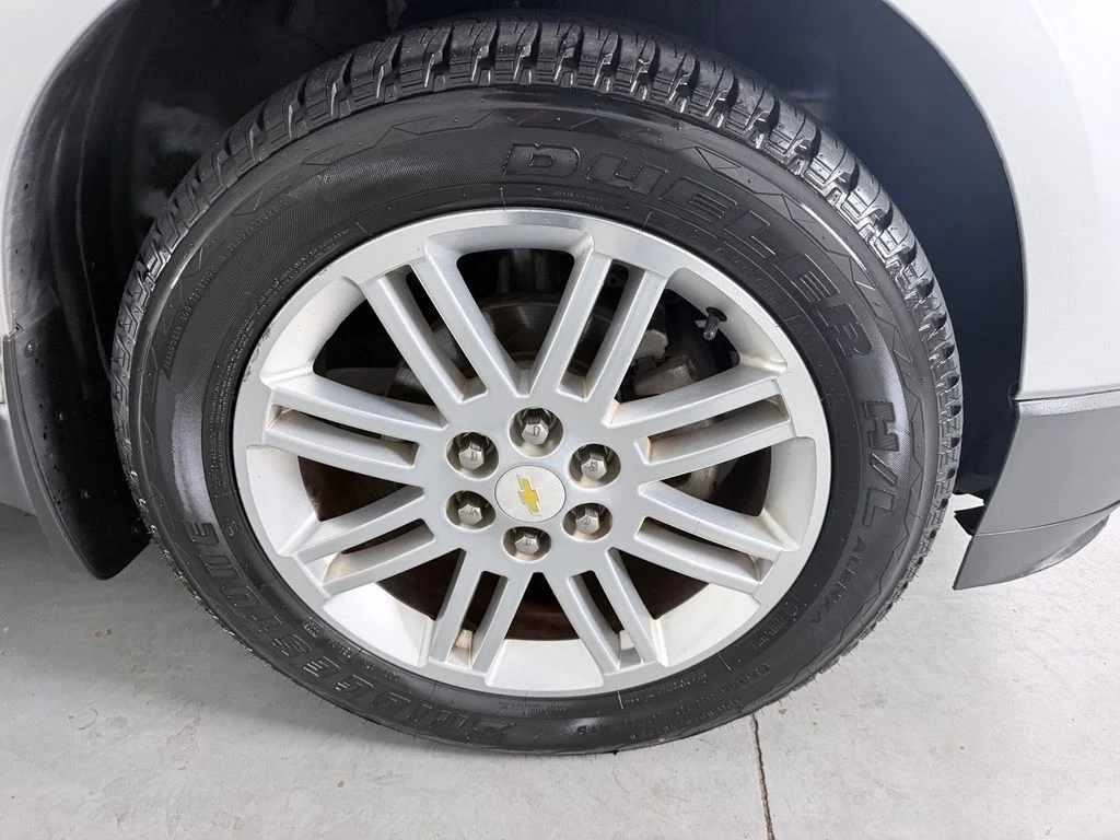 Used 2014 Silver Chevrolet LT image 4