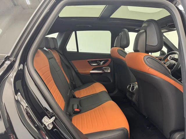 New 2027 Black Mercedes-Benz GLC 300 image 19