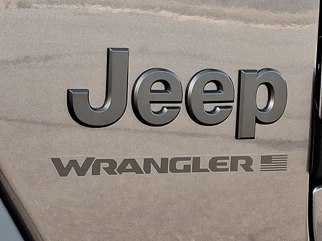 New 2026 Granite Crystal Metallic Clearcoat Jeep Sport image 19