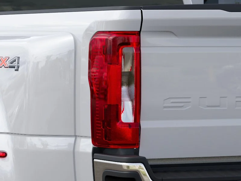 New 2027 Oxford White Ford XLT image 46