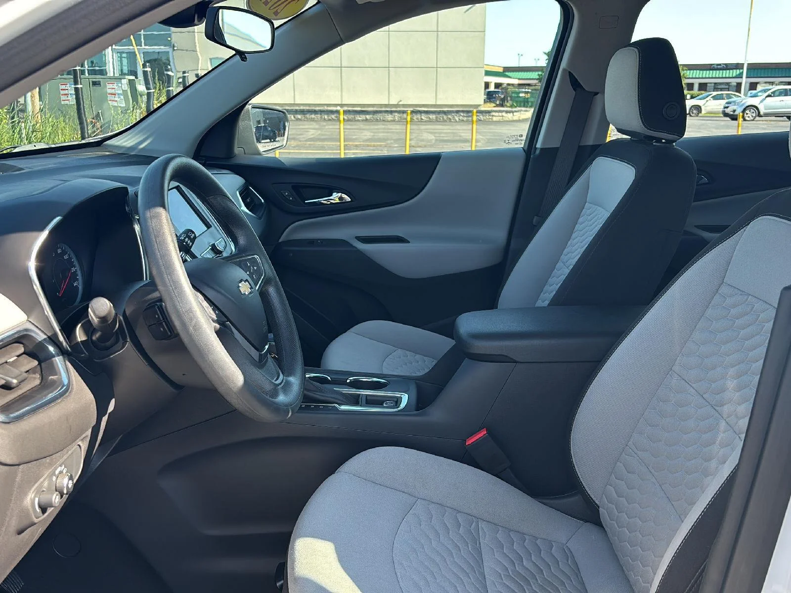 Used 2021 SUMMIT WHITE Chevrolet LS image 30
