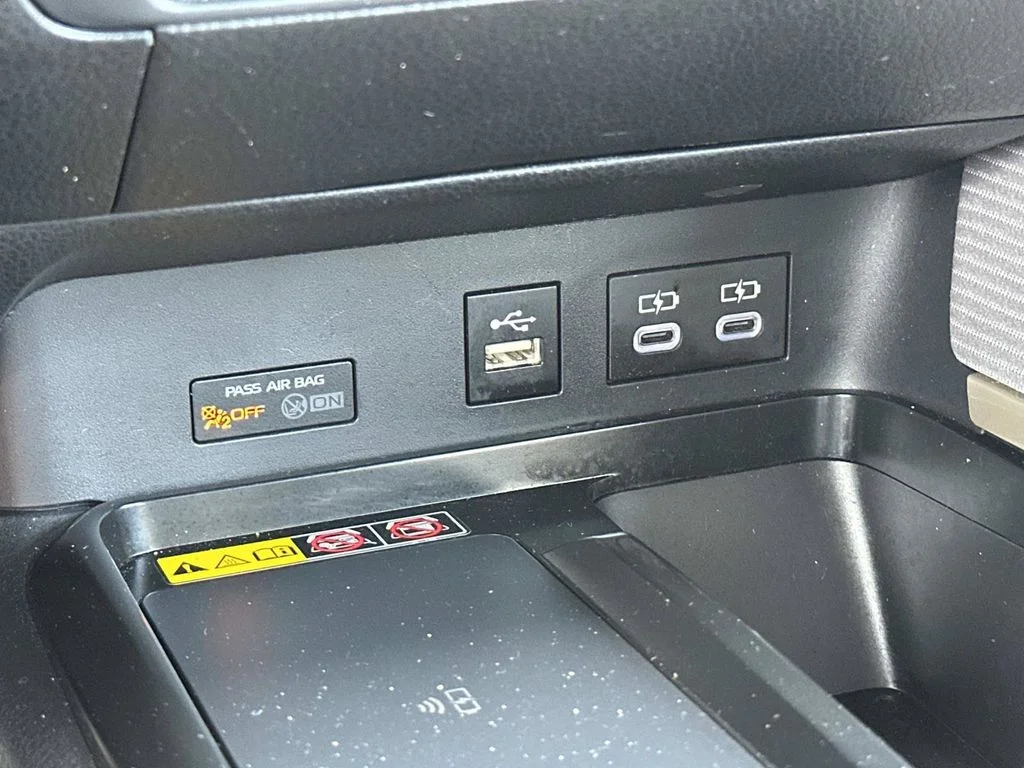 Certified Used 2025  Toyota SE image 39