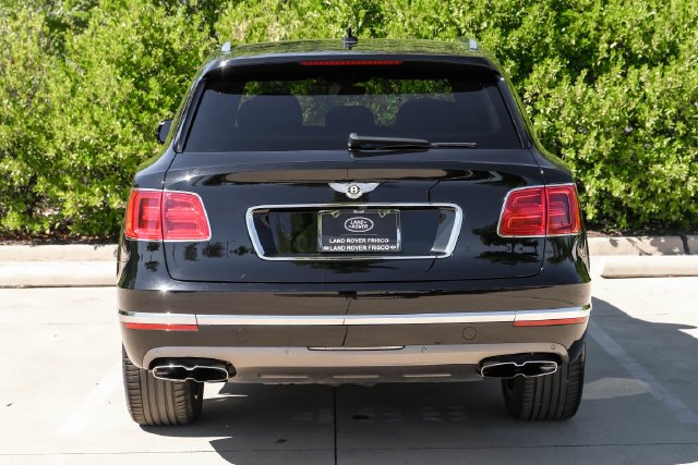 Used 2019 Black Crystal over Cricket Ball Bentley V8 image 14