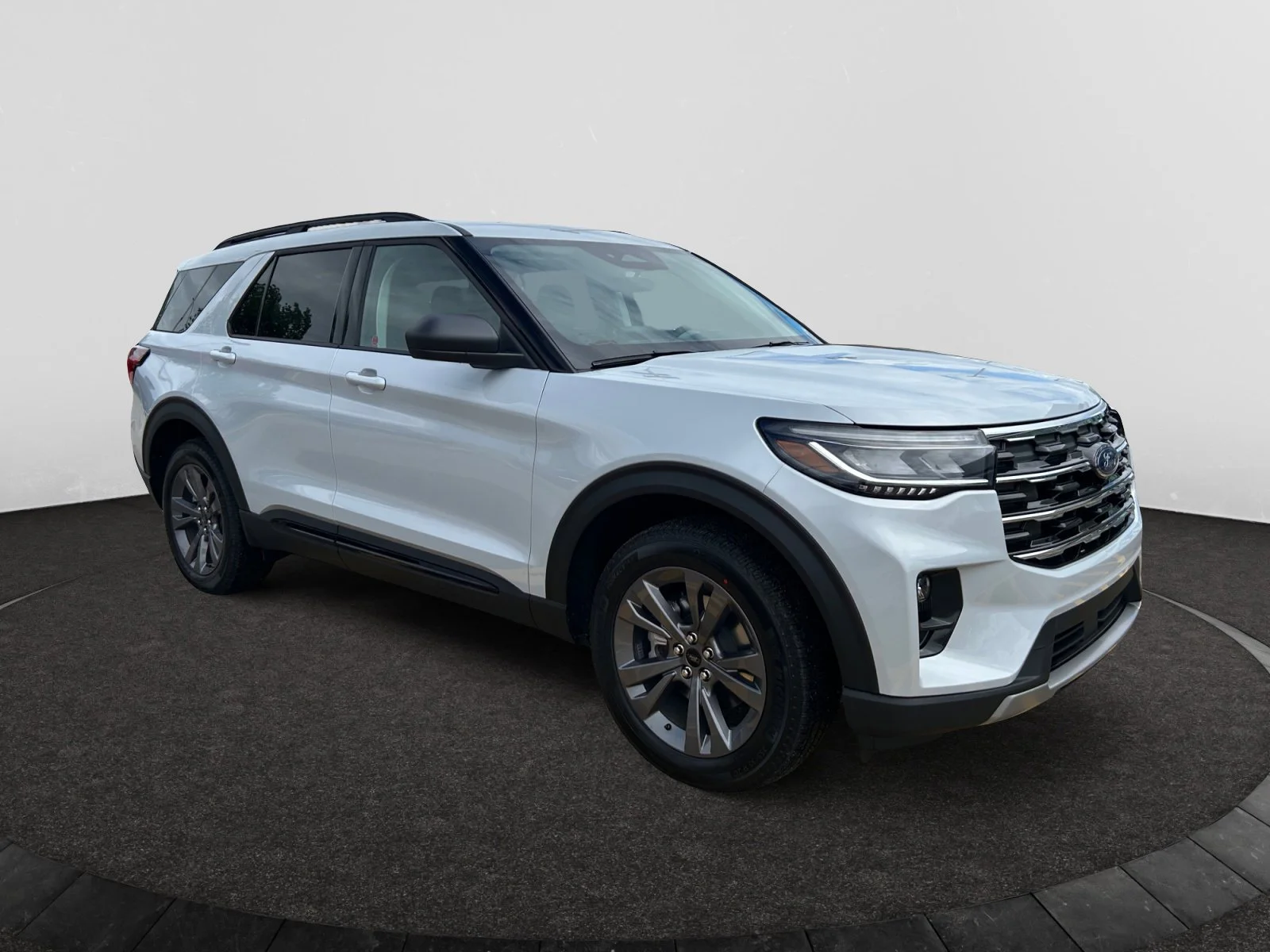 New 2026 Space White Metallic Ford Active w/200A Pkg image 7