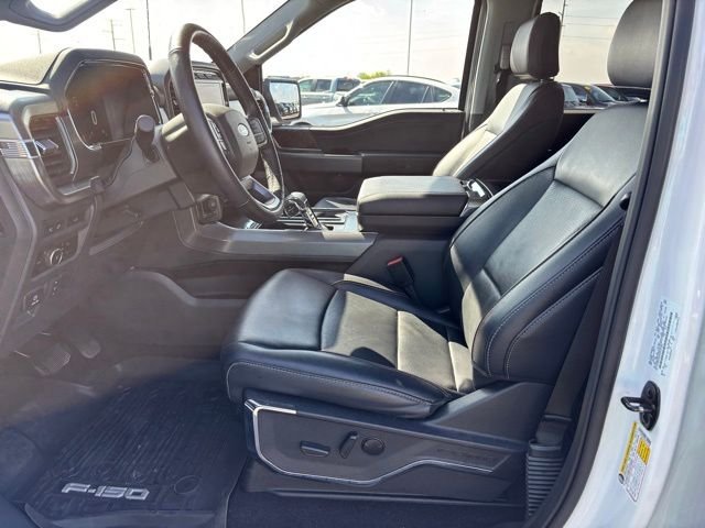 Used 2023 White Metallic Ford Lariat image 10