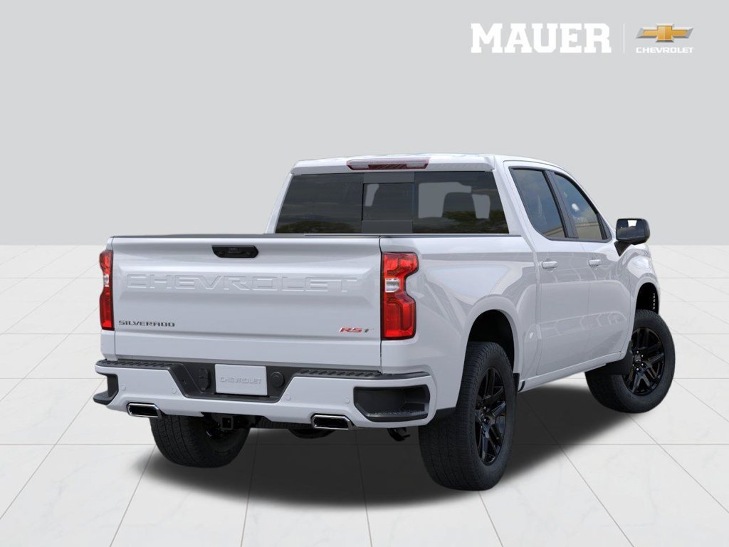 New 2026 Summit White Chevrolet RST image 5