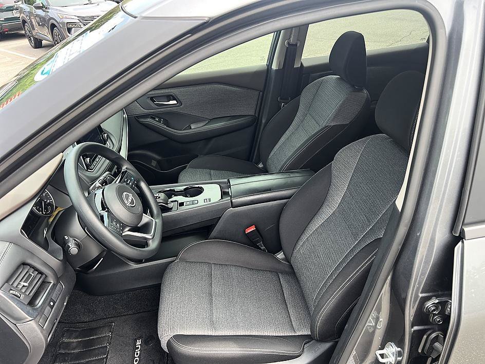 Certified Used 2023 Gun Metallic Nissan SV image 13