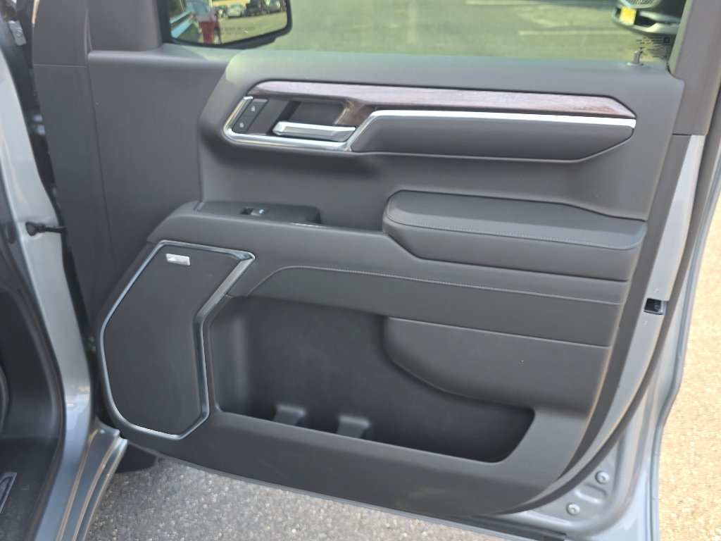 Used 2023 Sterling Gray Metallic Chevrolet LTZ image 23