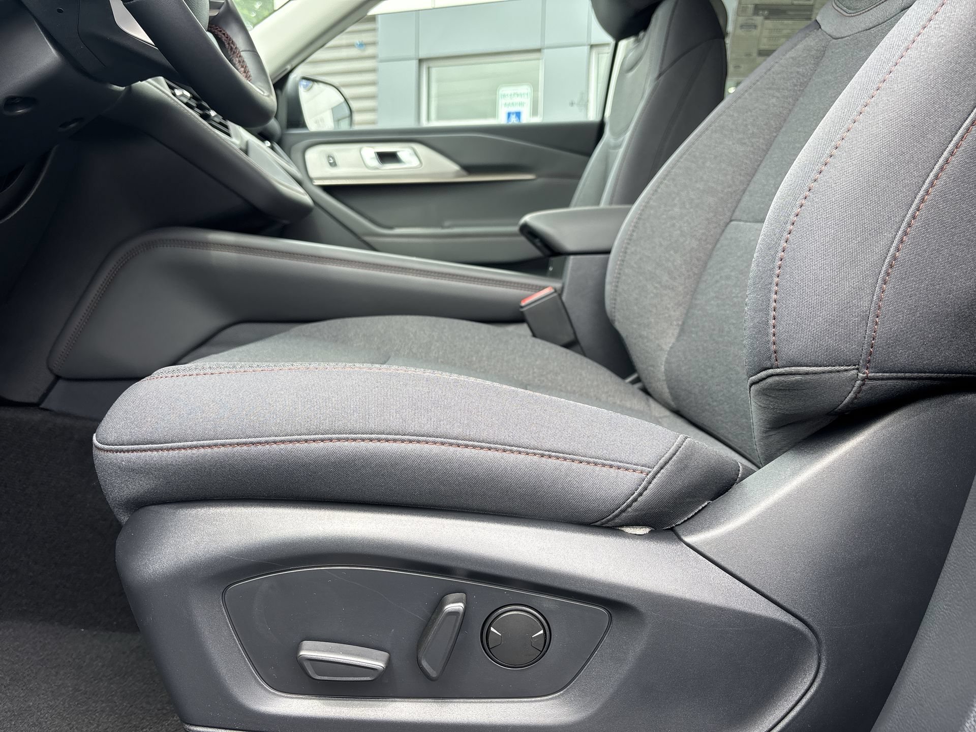 New 2026 Agate Black Metallic Ford Active image 14