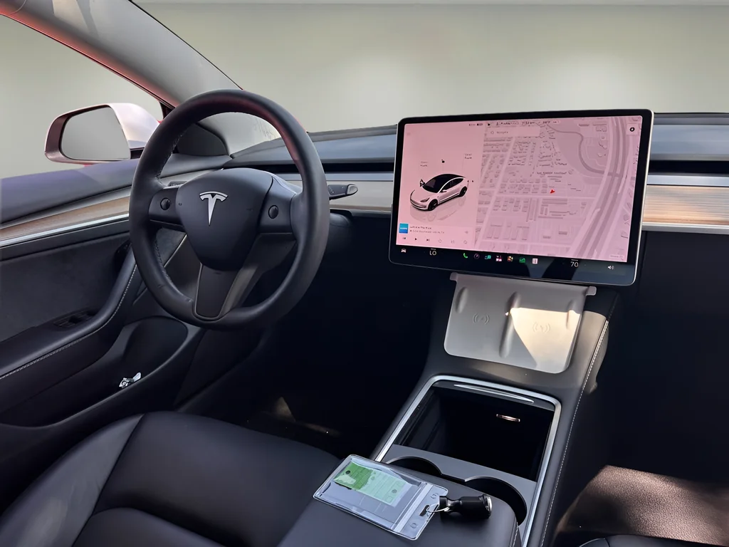 Used 2023 White Tesla Base image 7