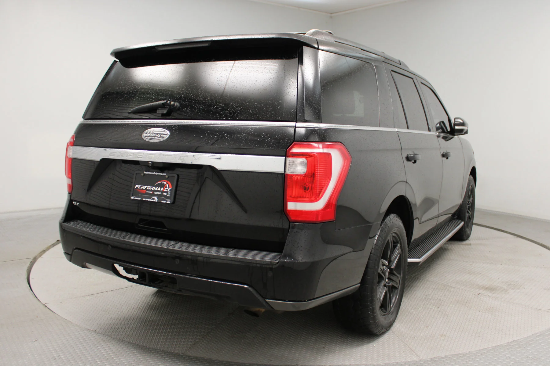 Used 2020 AGATE BLACK METALLIC Ford XLT 4x2 image 29