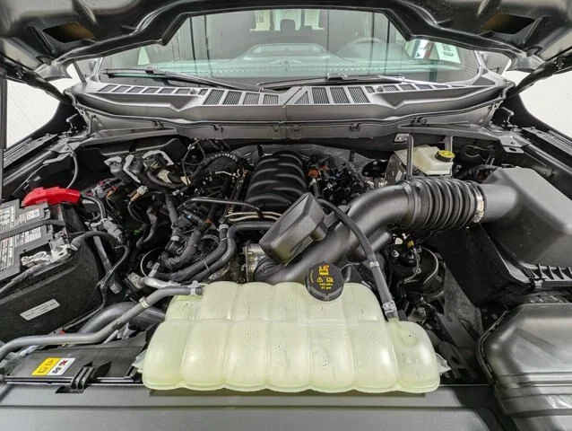 New 2026 Carbonized Gray Metallic Ford XLT image 64
