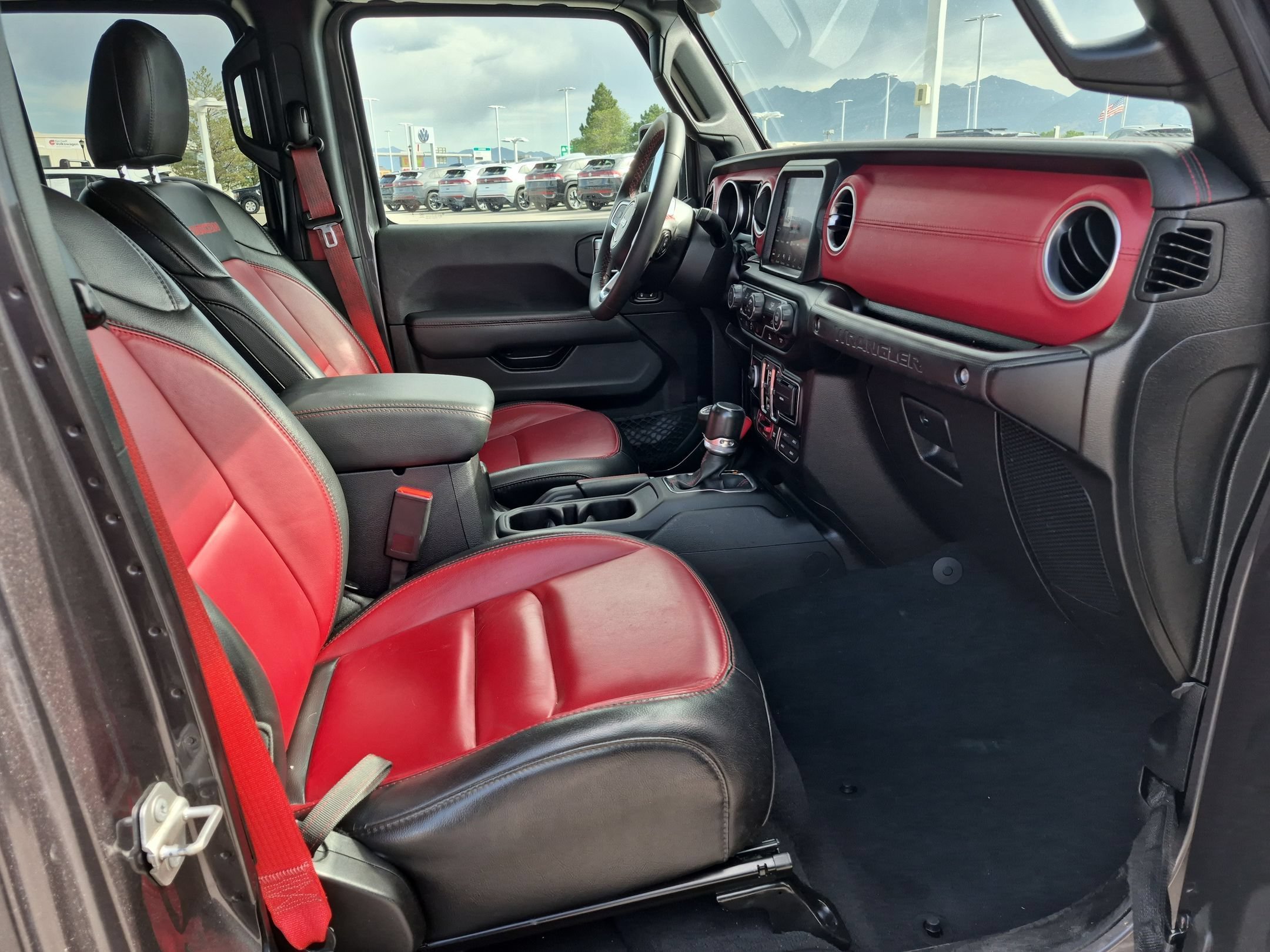 Used 2023 Granite Crystal Metallic Clearcoat Jeep Rubicon 20th Anniversary image 30