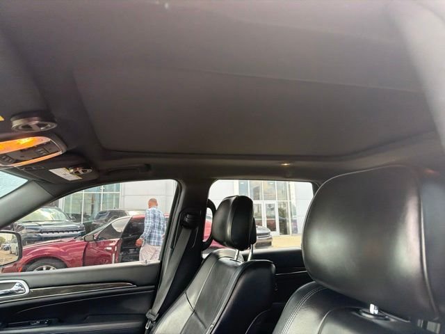 Used 2016 White Jeep High Altitude image 8
