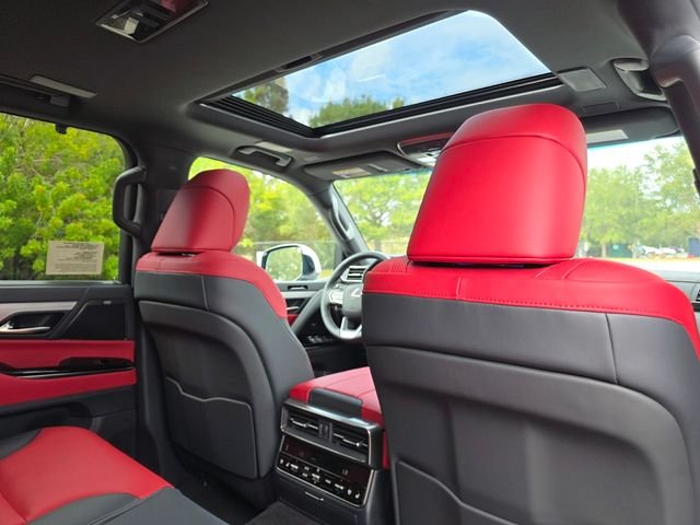 2025 Lexus LX 700h F-Sport - Photo 12