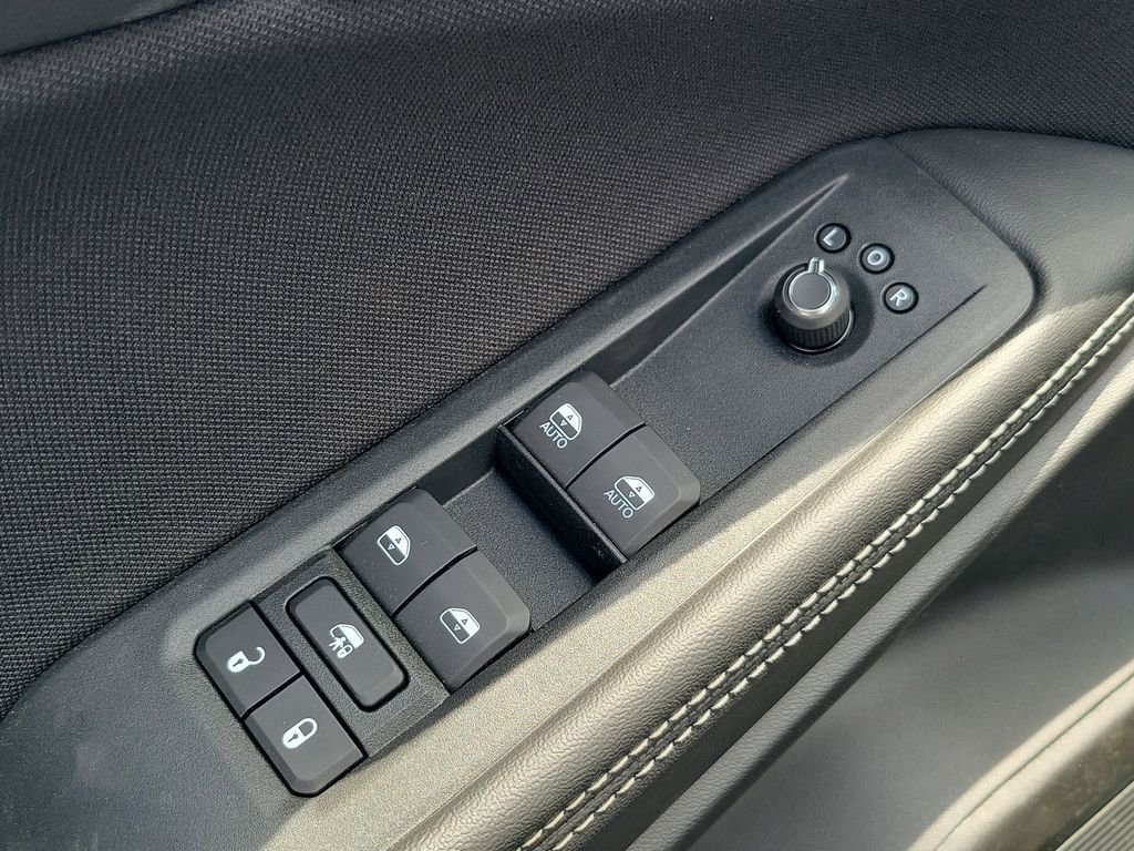 New 2026 Sting-Gray Clearcoat Jeep Laredo image 18