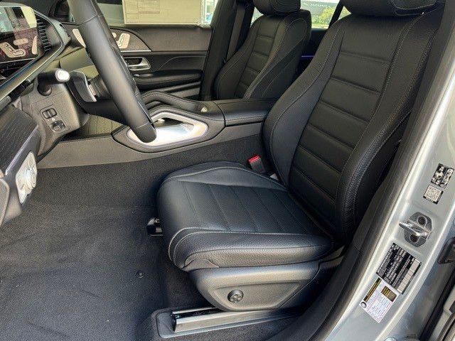 Certified Used 2025  Mercedes-Benz GLE 580 image 14