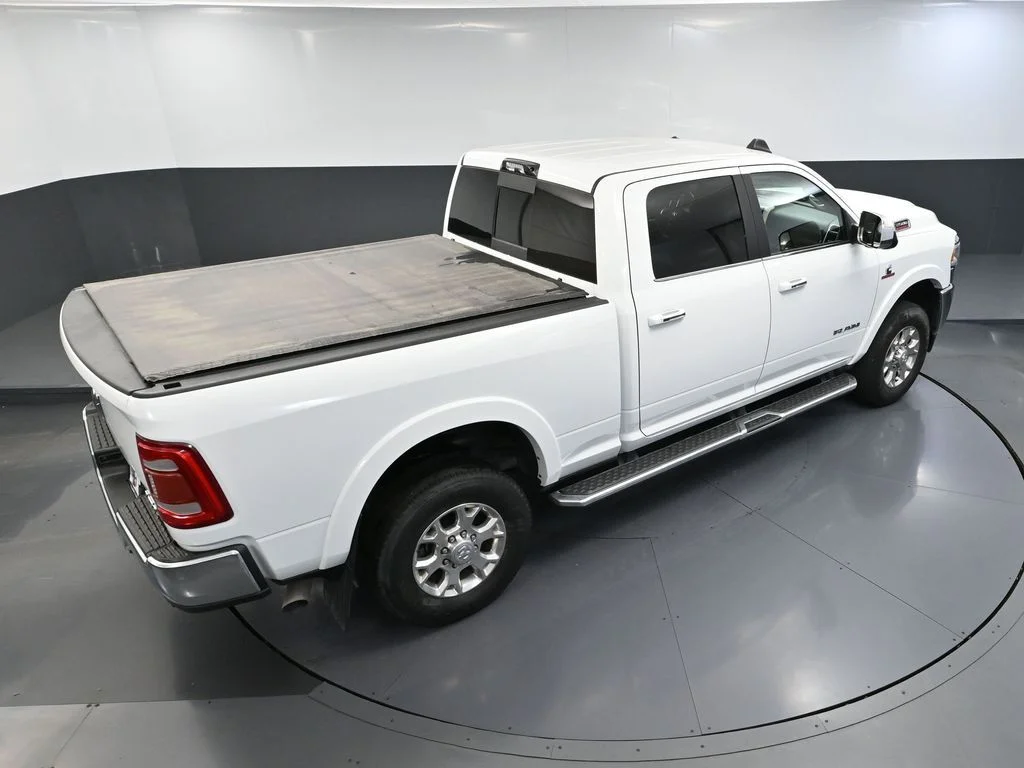 Used 2022 White Ram Laramie image 56