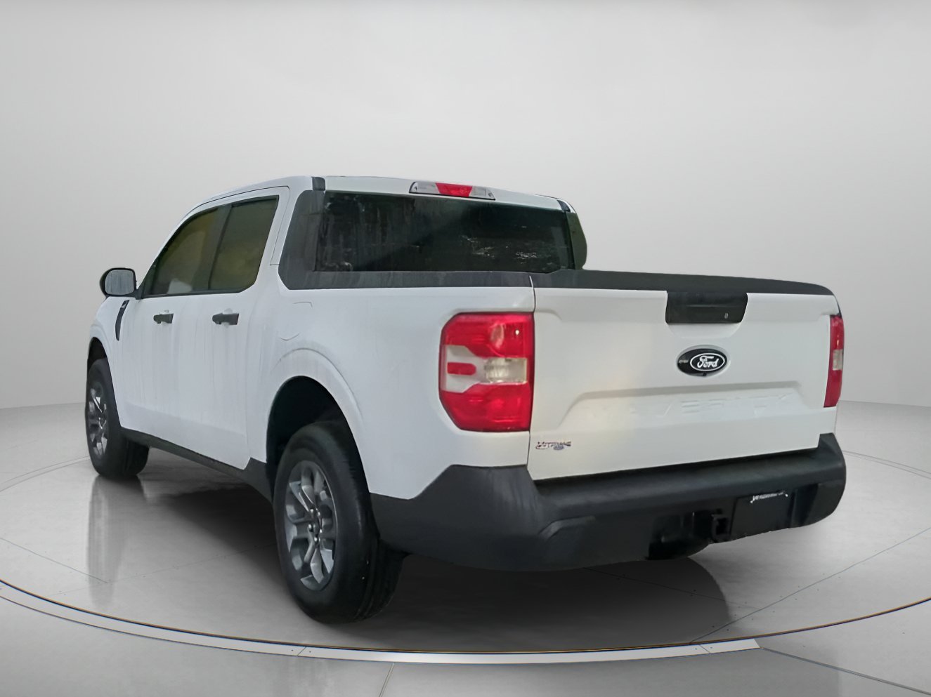 New 2026 Oxford White Ford XLT image 20