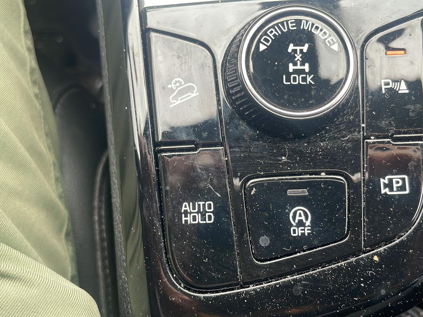 Used 2024 Gravity Gray Kia X-Line image 5