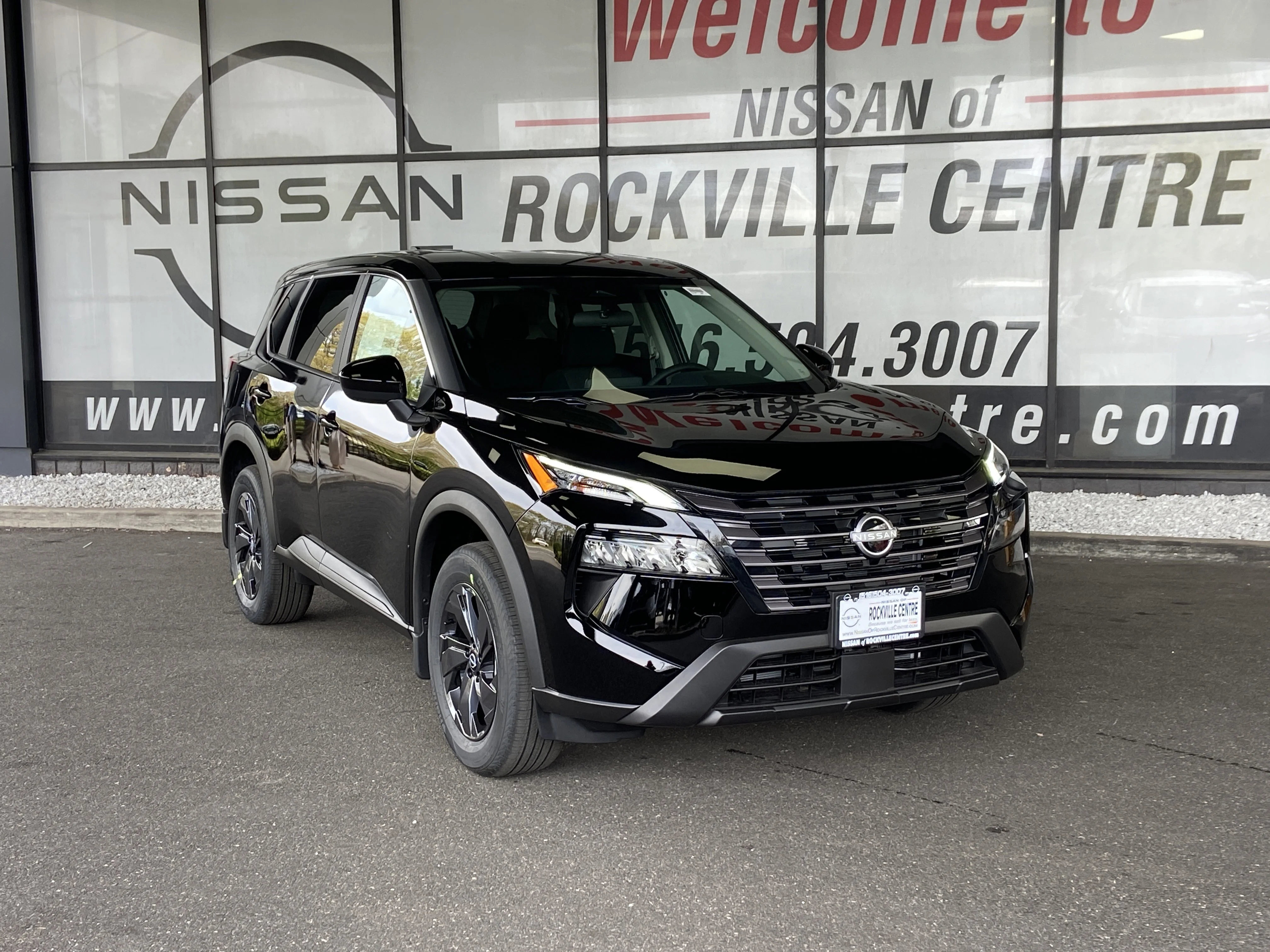 New 2026 Super Black Nissan SV image 2