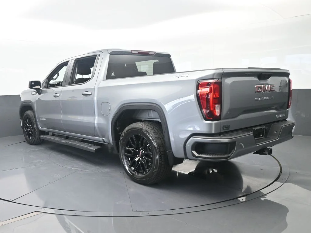 Used 2025 Sterling Metallic GMC Elevation image 4