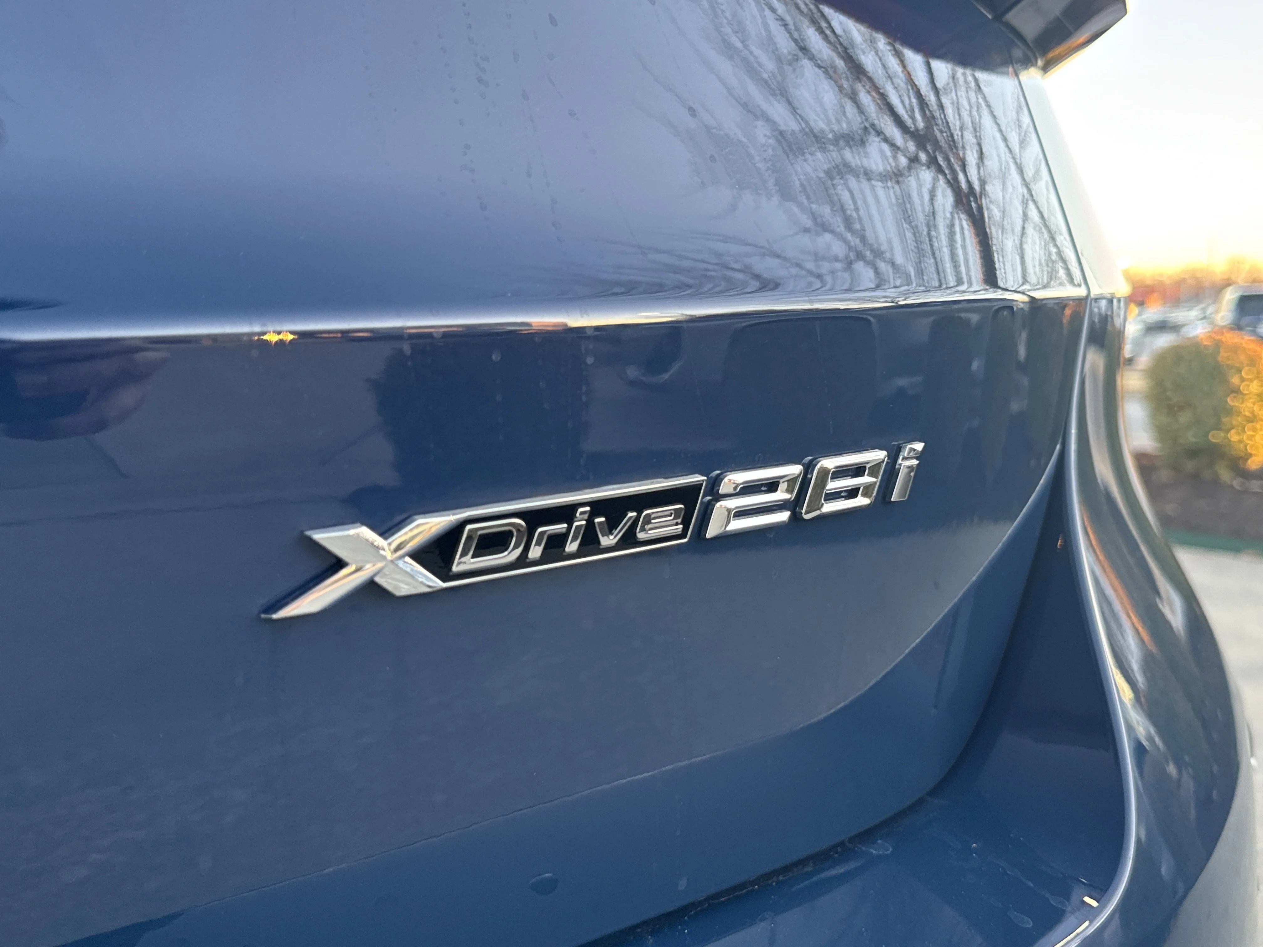 New 2026 0C7R Night Dusk Blue Metallic BMW xDrive28i image 7