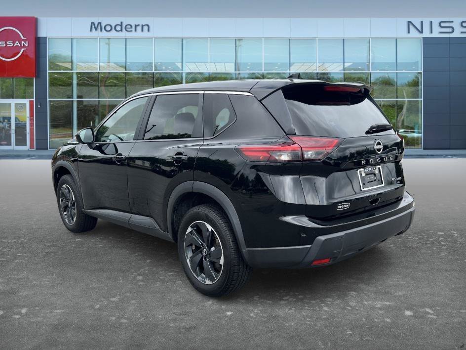 Used 2024 Super Black Nissan SV image 7