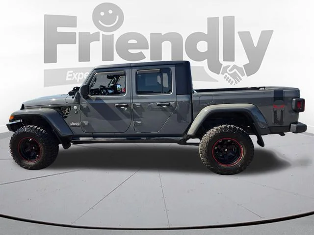 Used 2022 Gray Jeep Overland image 6