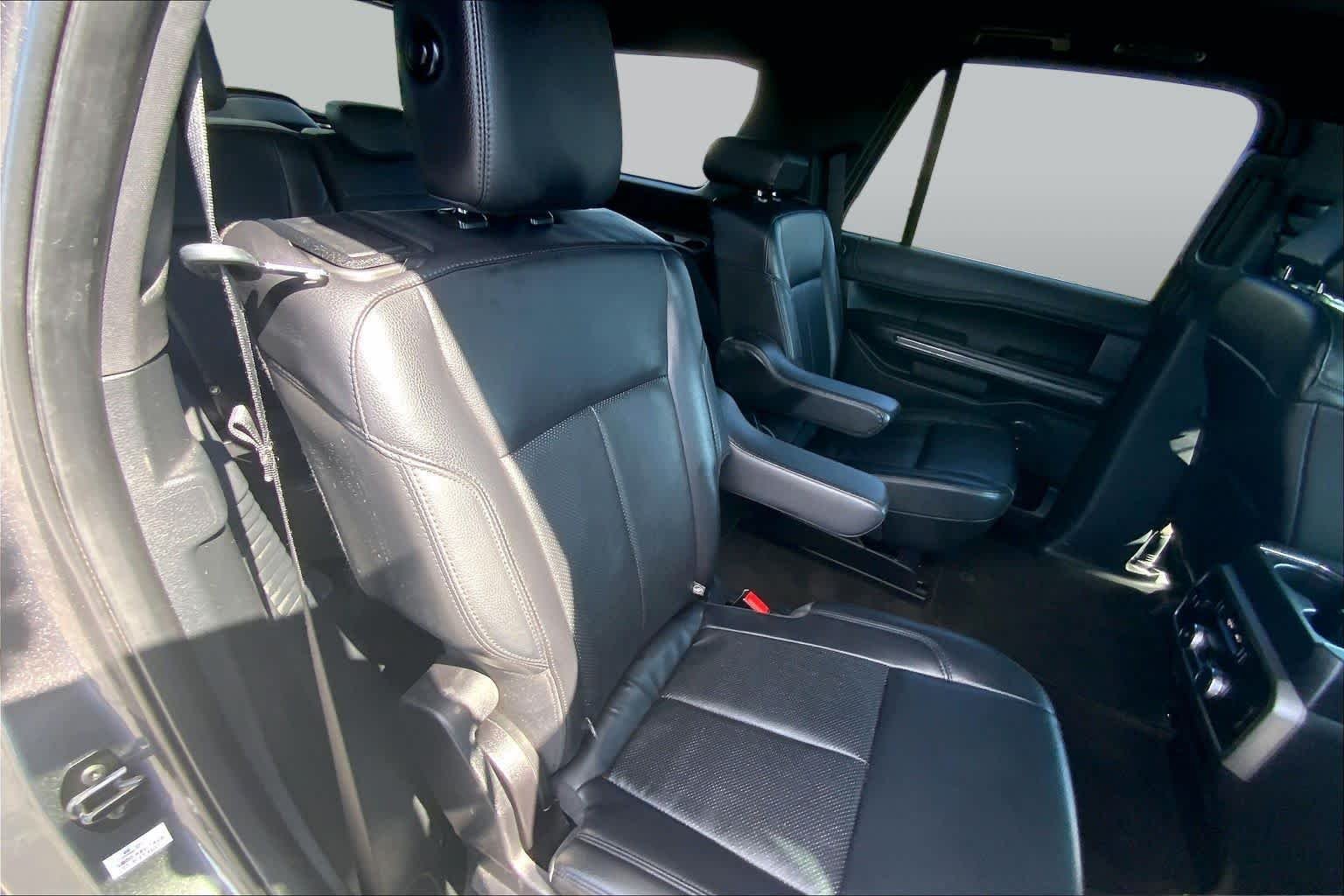 Used 2020 Magnetic Metallic Ford XLT image 19