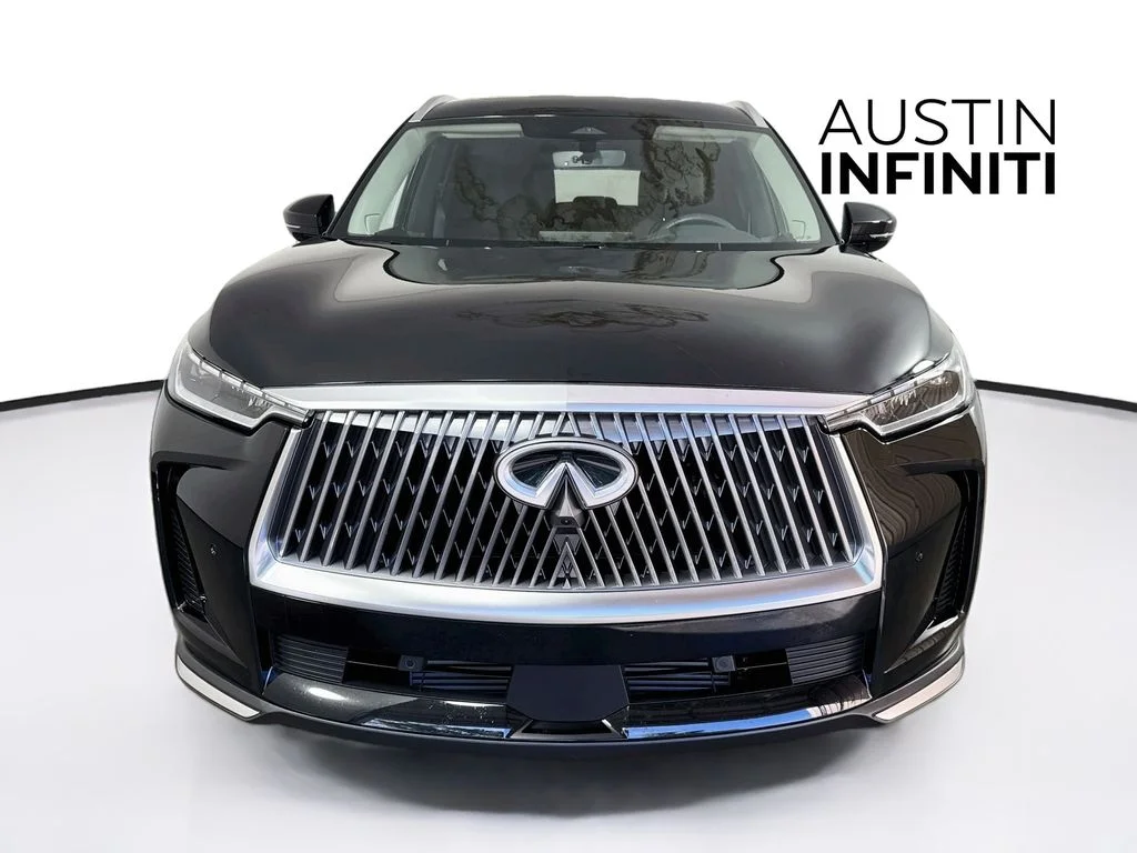 Certified Used 2026 Black INFINITI LUXE image 4