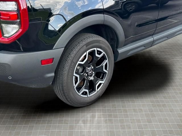 Used 2025 Black Ford Outer Banks image 16