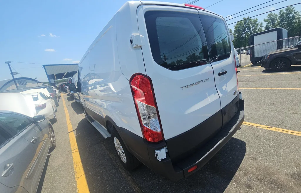 Used 2025 White Ford Base image 5