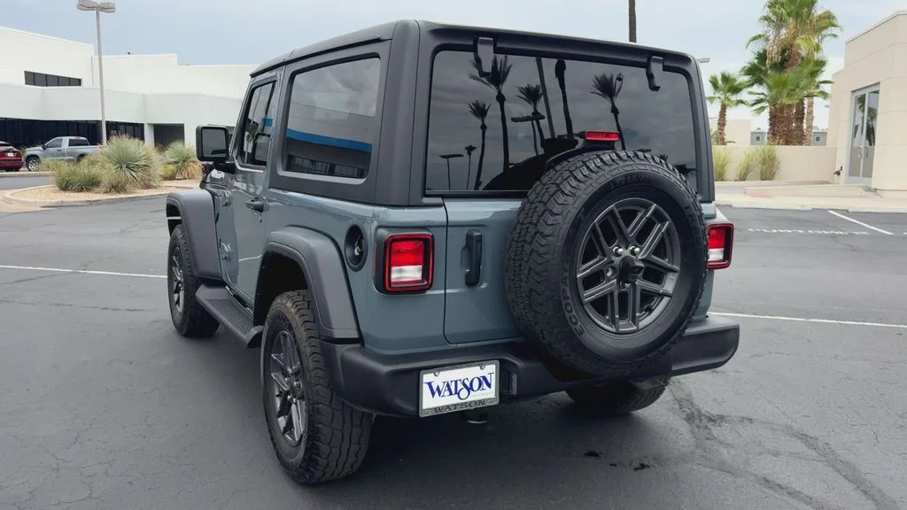Used 2025 Gray Jeep Sport S image 8
