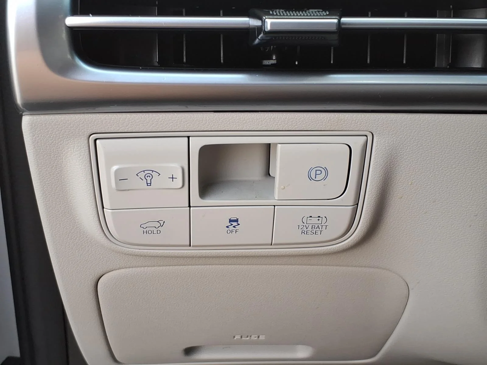 Used 2026 Creamy White Pearl Hyundai SEL Convenience image 14