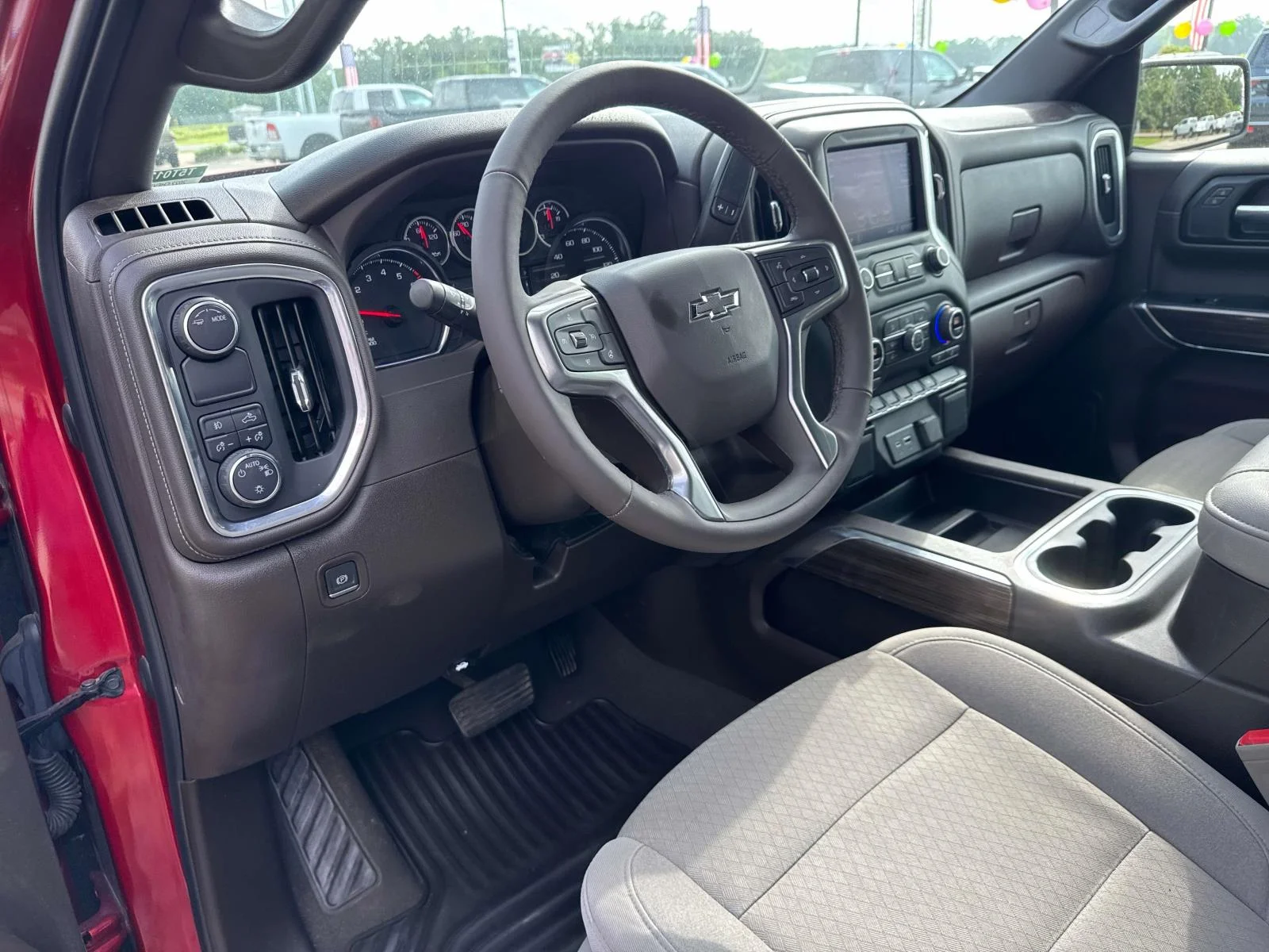 2022 Chevrolet Silverado 1500 Limited RST - Photo 16