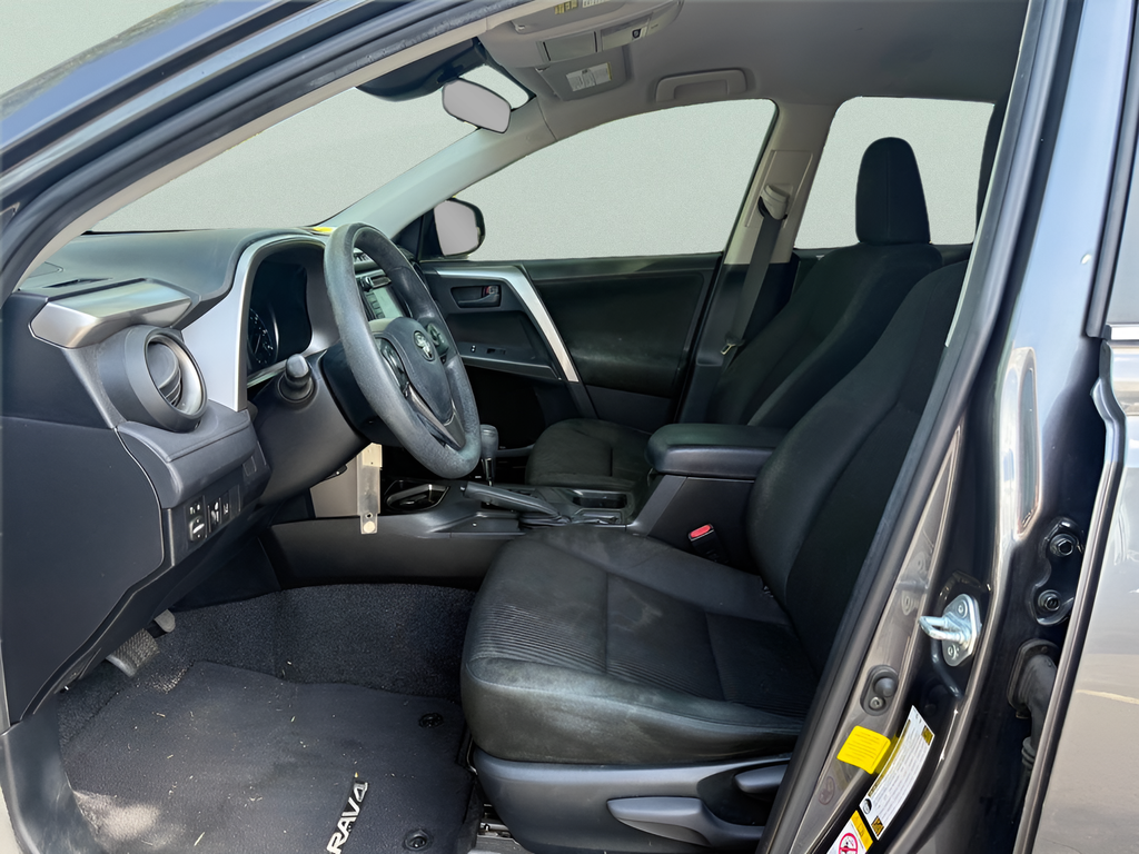 Used 2018 Gray Toyota LE image 8