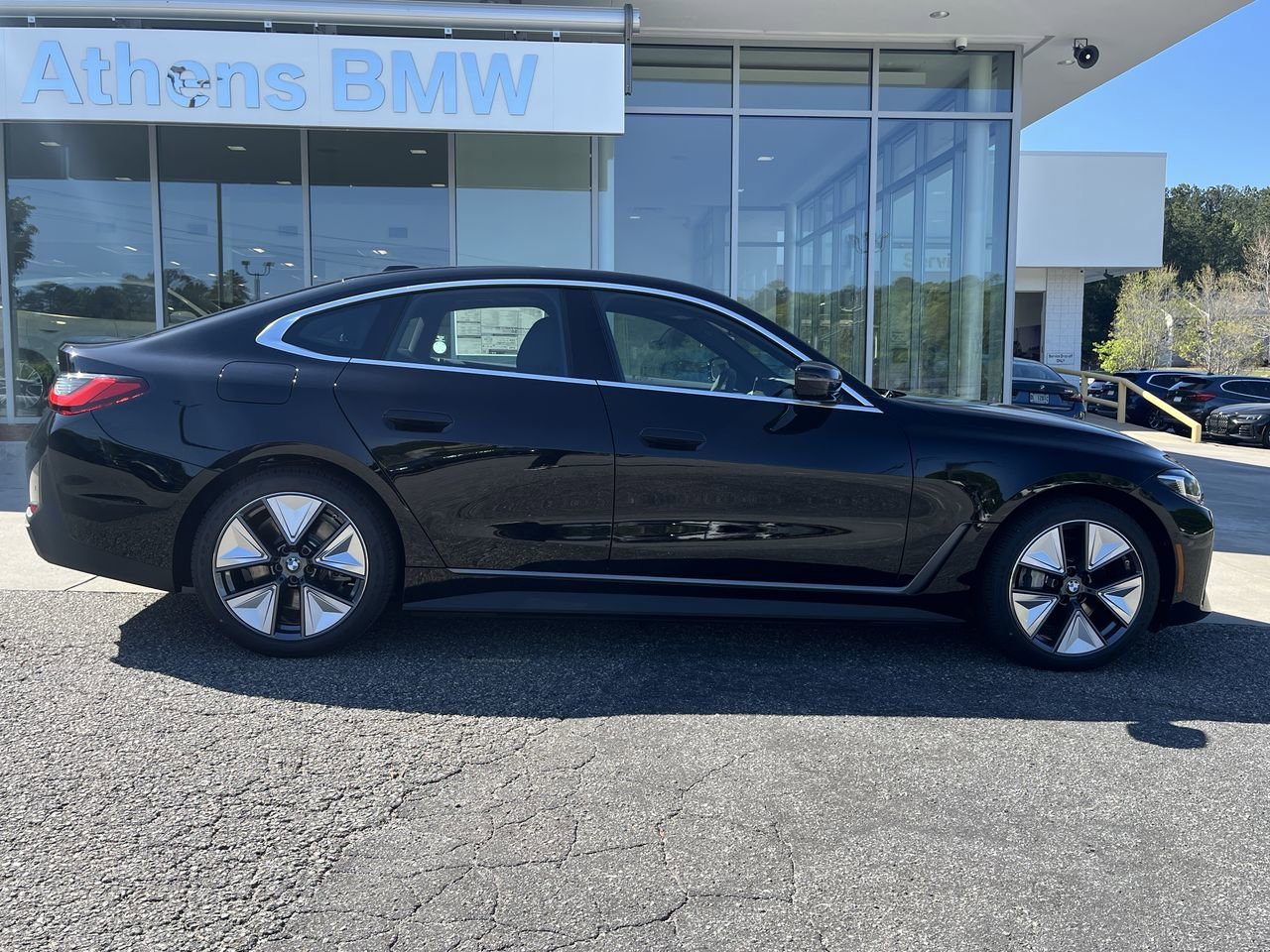 2025 BMW i4 40 - Photo 9