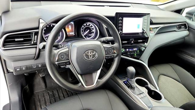 2023 Toyota Camry LE - Photo 31
