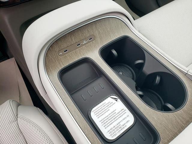 New 2026 Black Hyundai SEL image 11