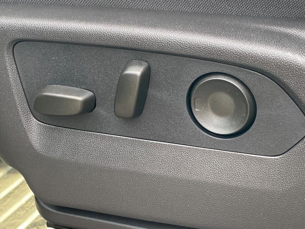 2026 Chevrolet Silverado 1500 Custom - Photo 14