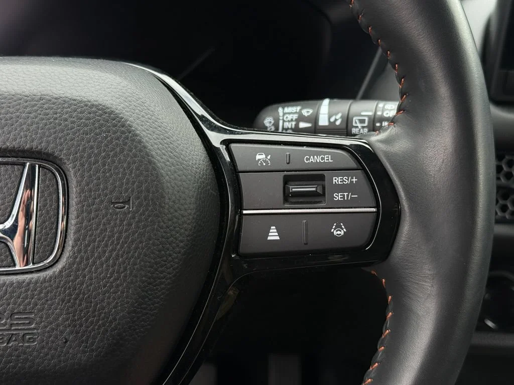 Used 2024  Honda Sport image 29