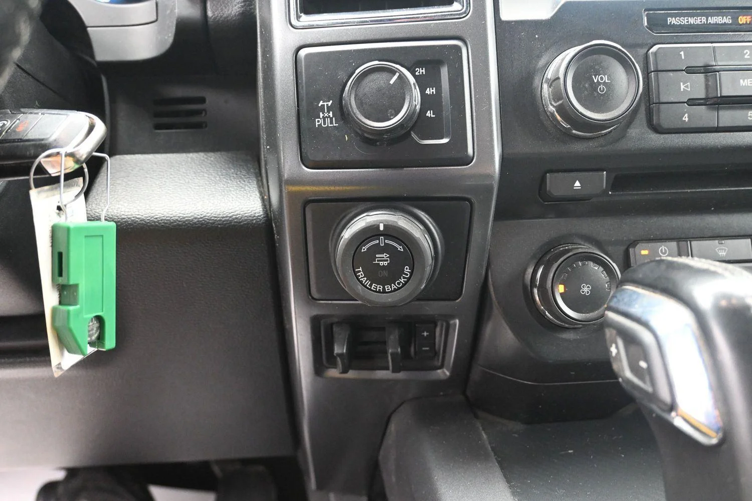 Used 2018 Magnetic Ford XLT image 31