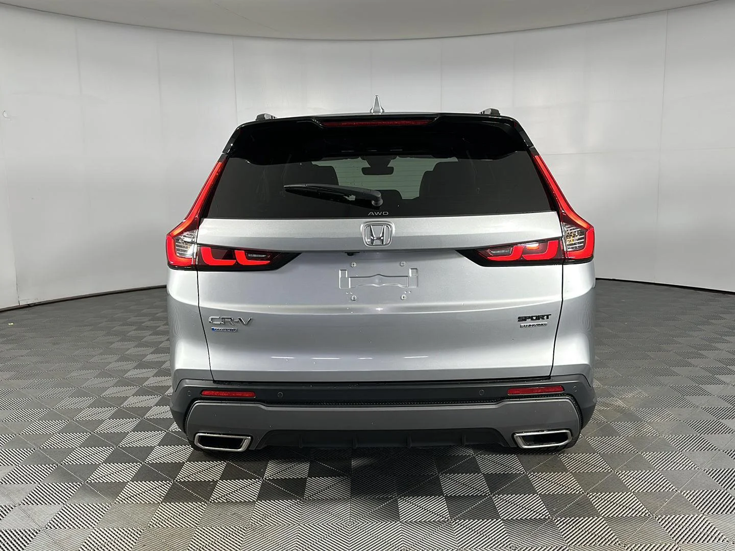 Used 2024 Lunar Silver Metallic Honda Sport Touring image 22