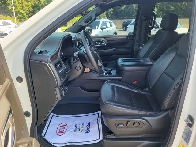 Used 2022 Beige Chevrolet High Country image 11